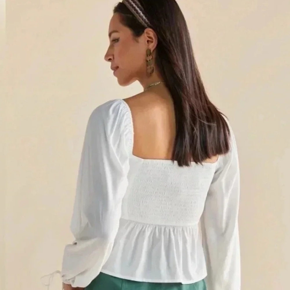 Francesca’s White Lindsey Cinched Front Tie Blouse - Picture 3 of 7